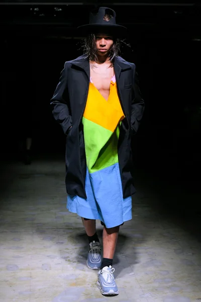 Look 23